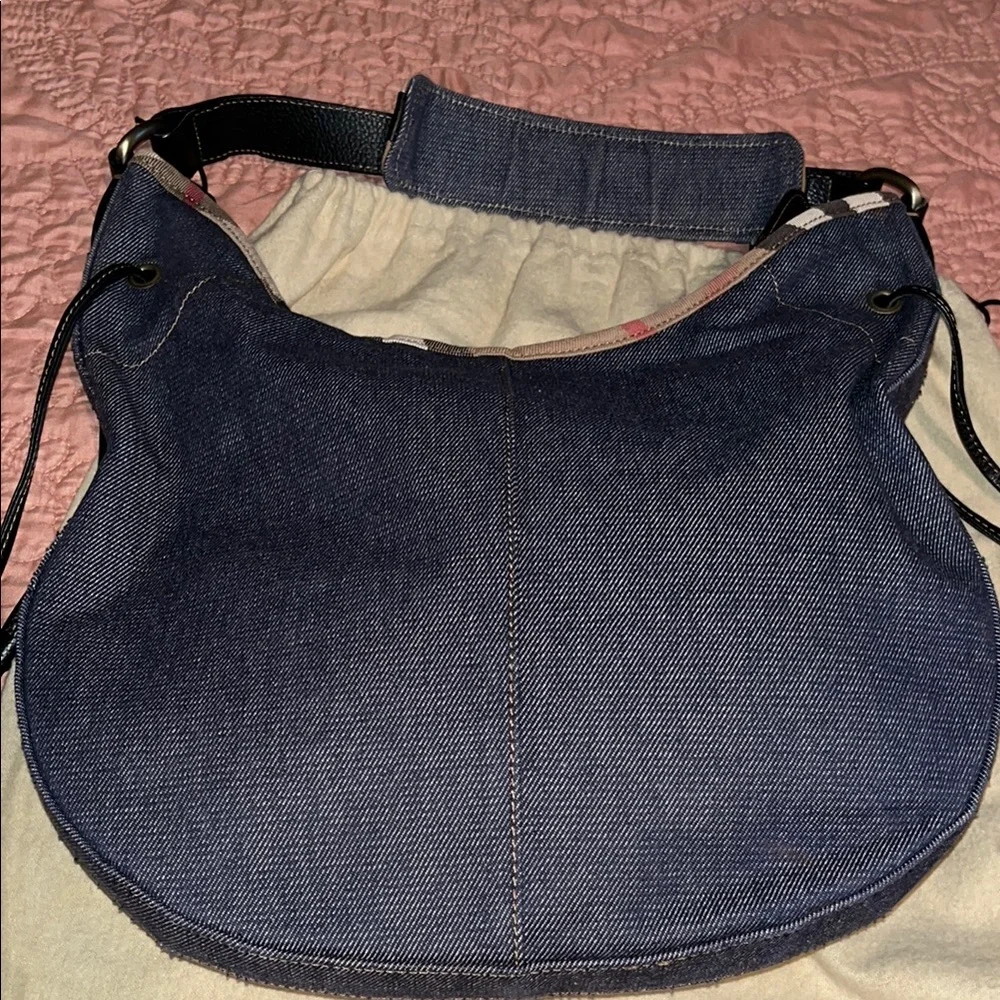 Burberry Blue denim Hobo Bag with Slouchy Silhouette - Picture 8 of 14